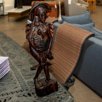 Carve balinese Woman Sculpture 