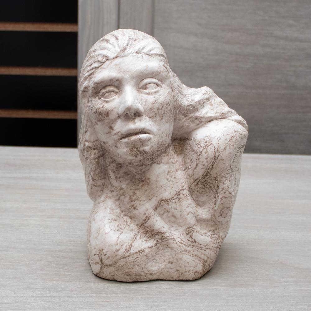Erickson 74 ' Portrait Statue