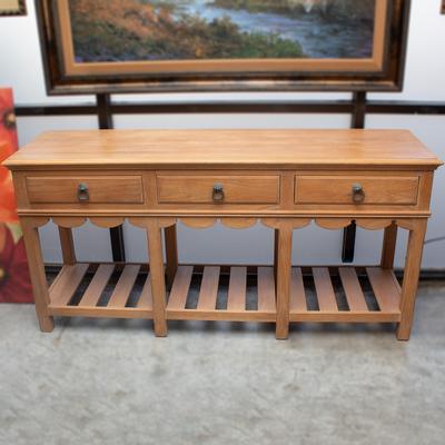Ethan Allen Tan Scalloped Console Table 