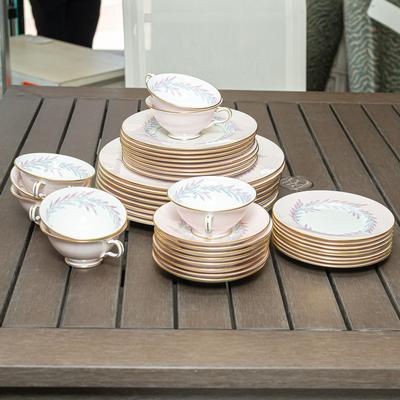 Set of 84 Minton Malta Pink China