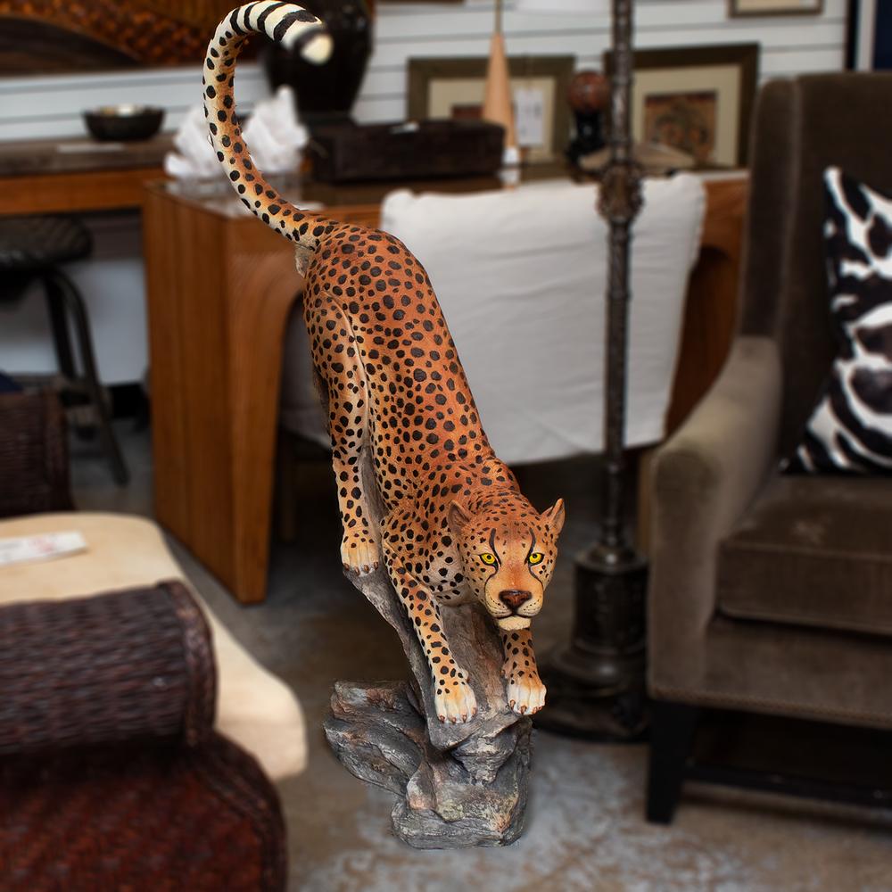 Toscano Stalking Cheetah