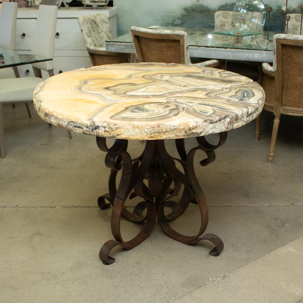 Onyx Round Dining Table