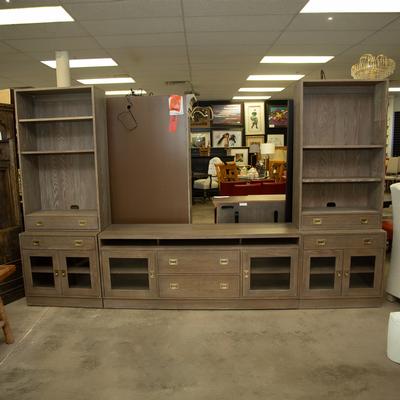 Ethan Allen Callum Grand Media Center