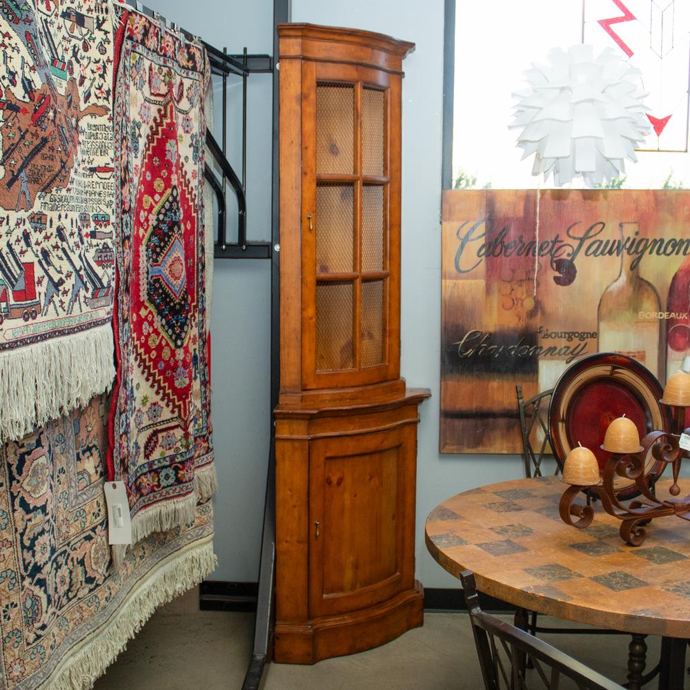 Sarreid Ltd Corner Hutch