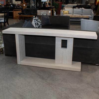 Universal Furniture Erin V  Herrero Console 