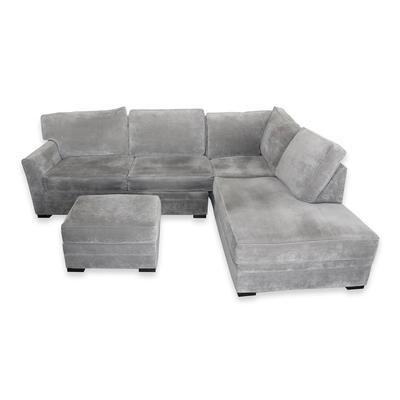  Living Spaces 2 Piece Aspen Sleeper Sectional 